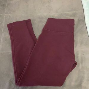 Maroon Lululemon fleece lined leggings